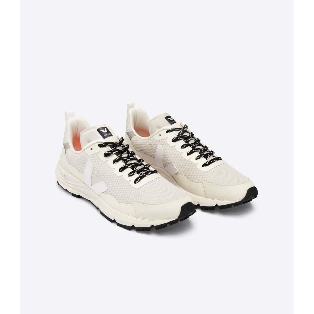 Veja DEKKAN ALVEOMESH Futócipő Férfi Beige/White | HU 138TCE